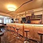 酒店 Alpen Boutique Alpetta 3*